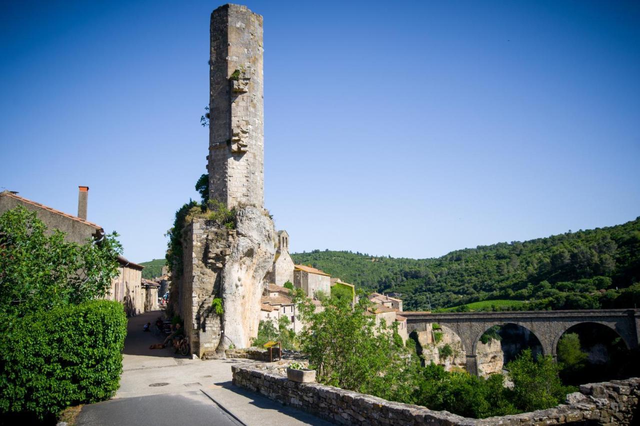 Le Brianyourhosthelper Apartment Minerve Bagian luar foto